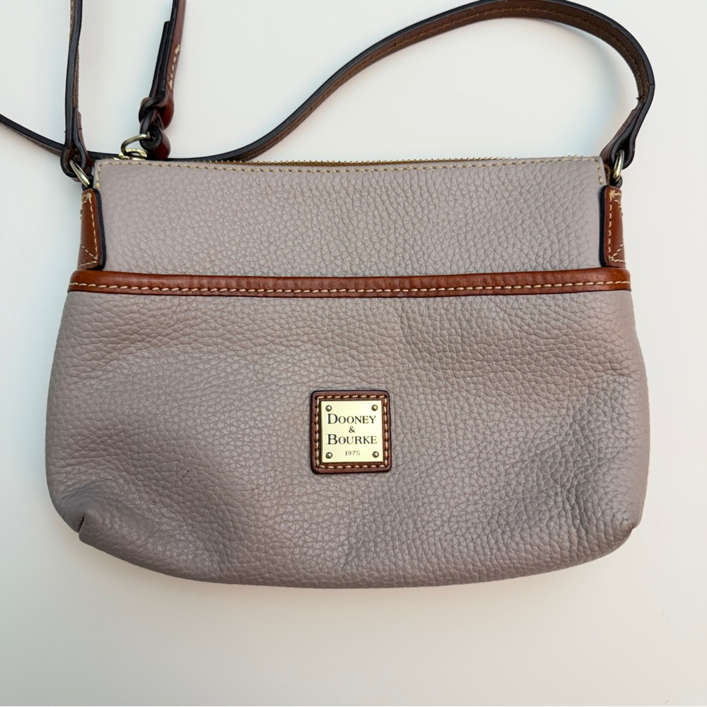 Dooney & Bourke Ginger Pouchette in Pebbled Leather - Picture 2 of 5